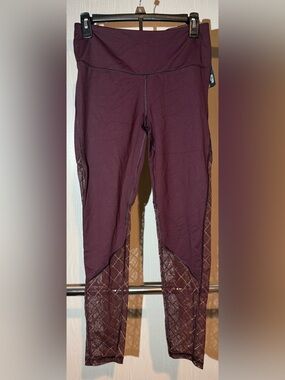 Victoria's Secret Maroon Leggings with Quilted Mesh Panels